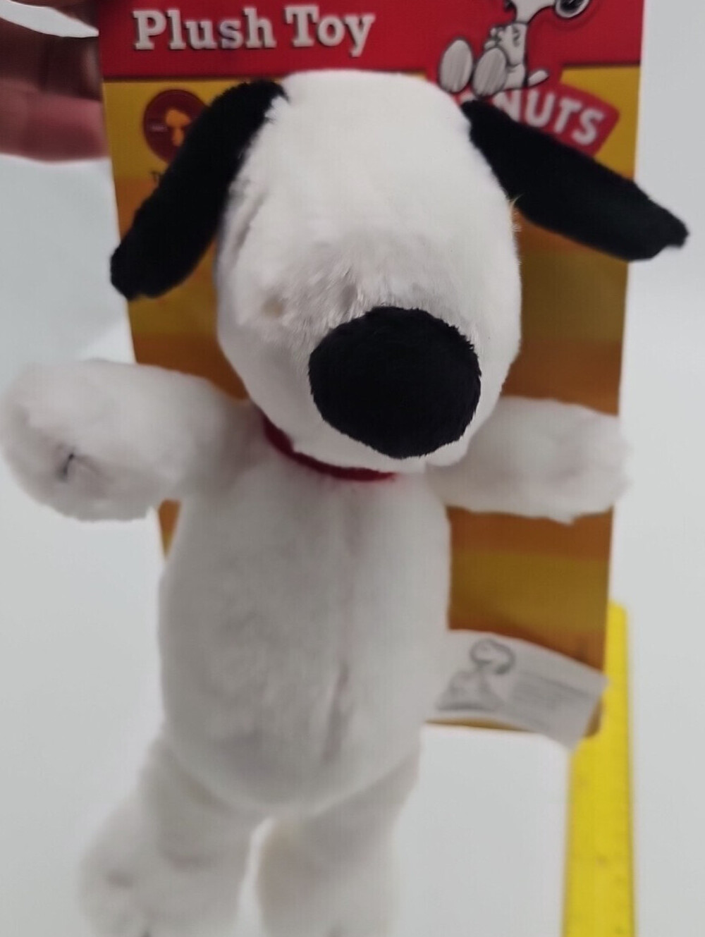 Peanuts Snoopy Dog Plush Toy Classic  2012  Pet Tough Brand. New,